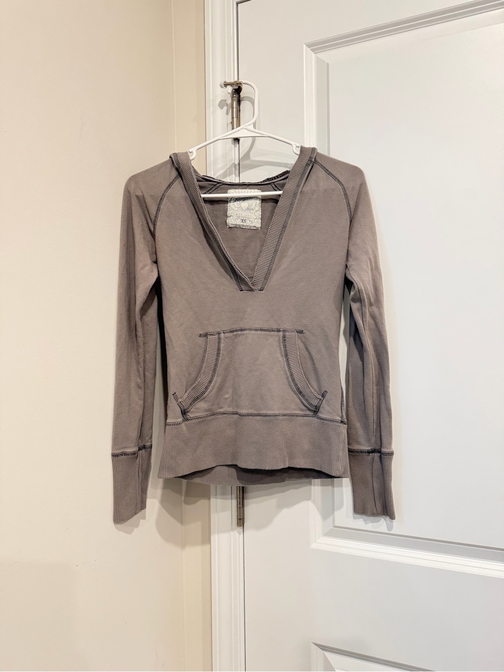 Aeropostale y2k V-Neck Pullover Hoodie
